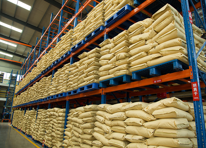 參觀(guān)工廠(chǎng)